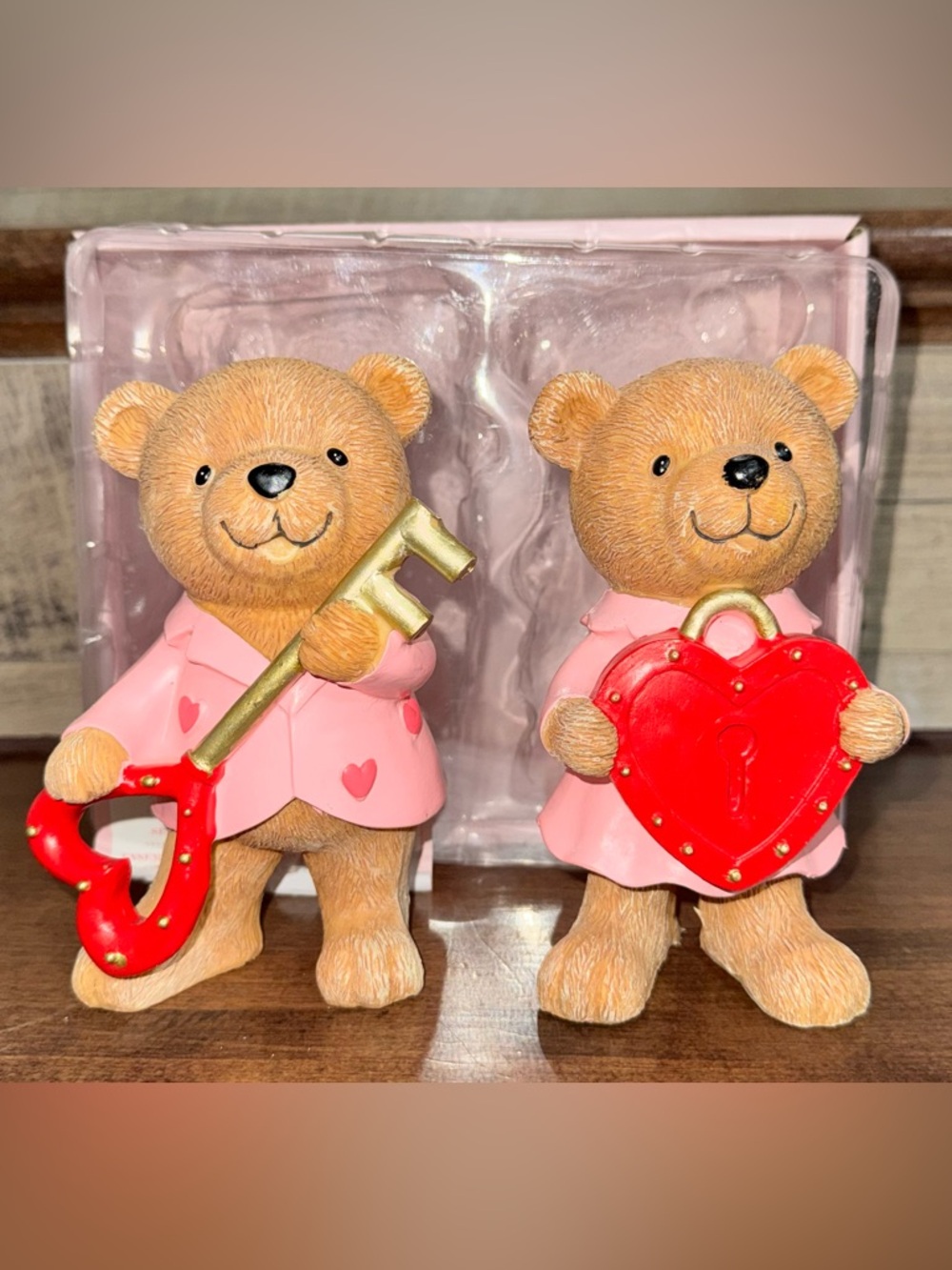 Cute 🥰 Bella Lux Valentines Bear Set Heart Lock & Key Figurine Tabletop Decor 6”